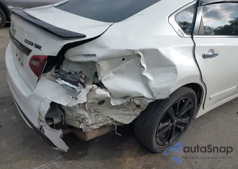 2018 Nissan Altima 2.5 Sr из США, поврежденный, VIN 1N4AL3AP0JC234962